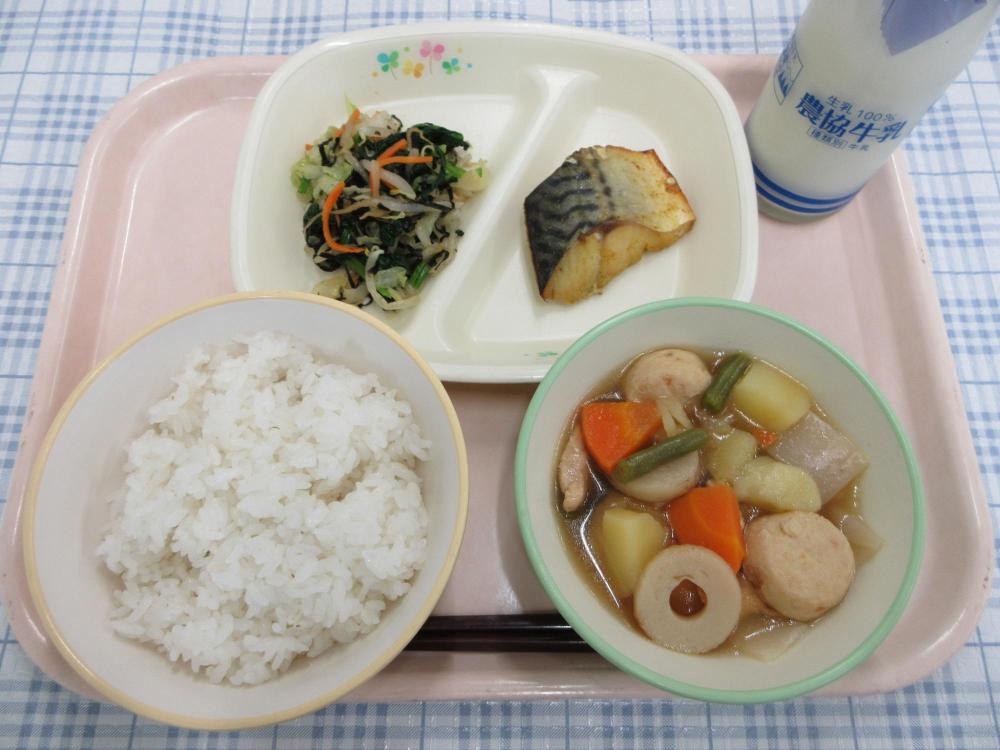 ごはん　牛乳　じゃがいものうま煮　さばのカレー焼き　磯香あえ